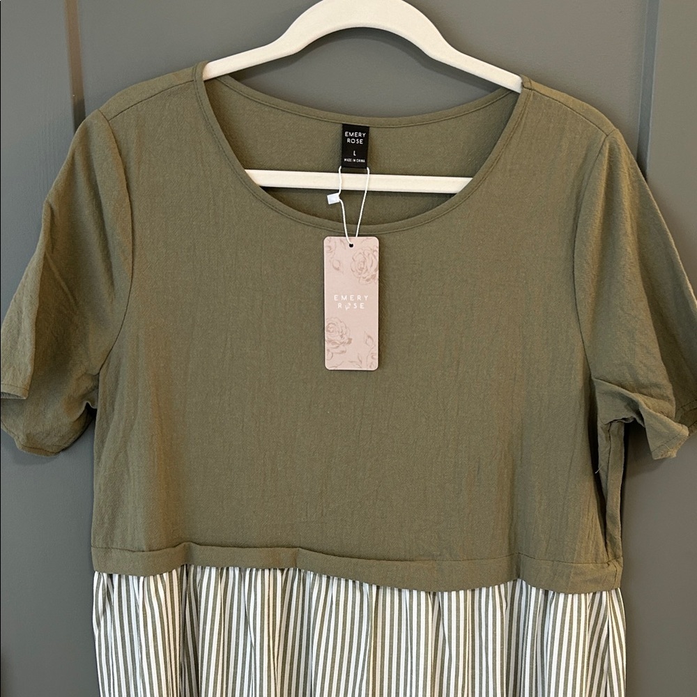 Everly Rose Olive and White Striped Short Sleeve Dress Size Large New